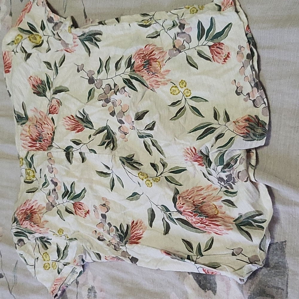 Loft t-shirt - Picture 2 of 2